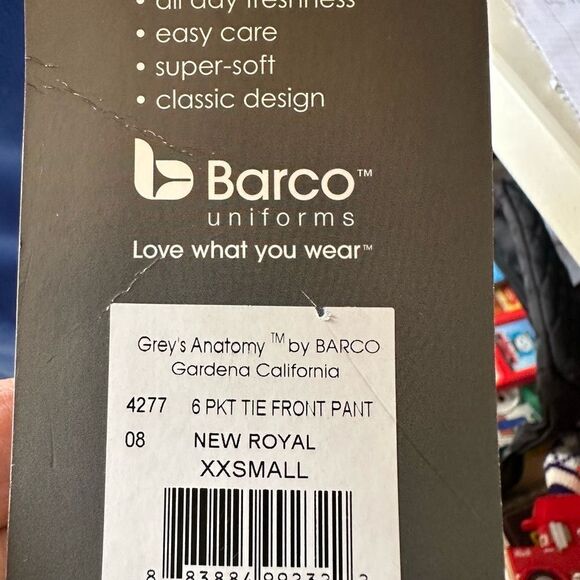 NWT 3 piece Greys Anatomy Scrubs - Picture 3 of 7